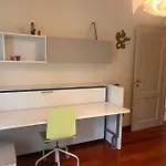 Simone