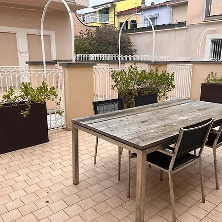 Simone Villa Viareggio